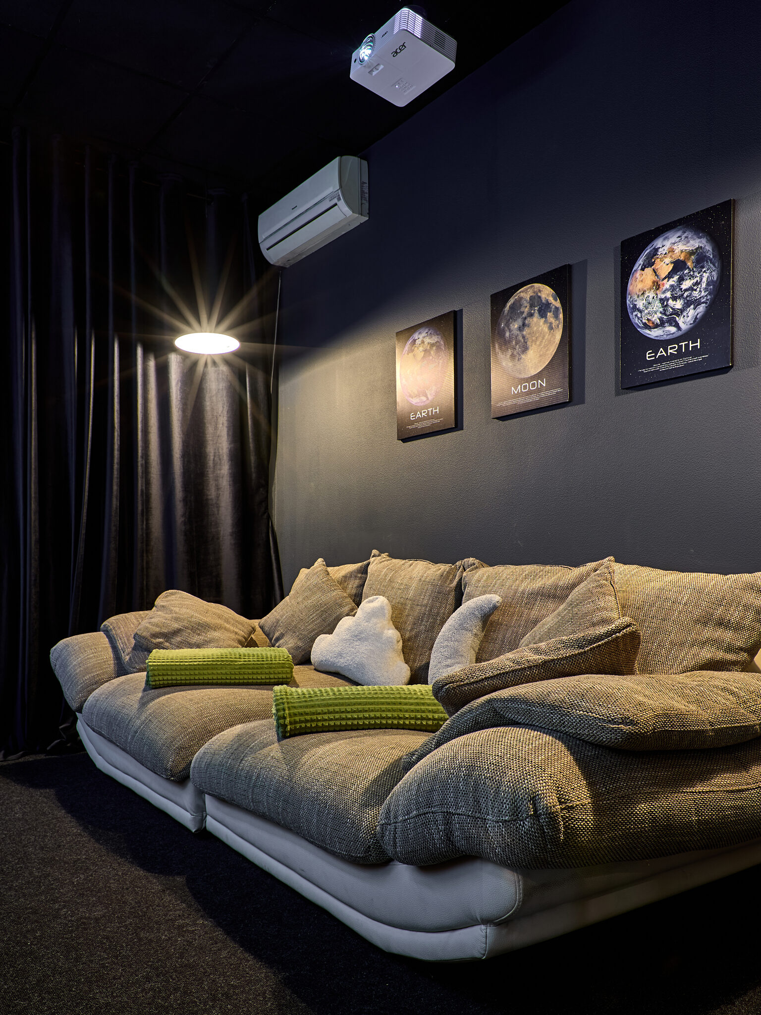 Salle de cinéma privée VELOURS Paris